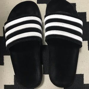 Adidas Velvet Slides